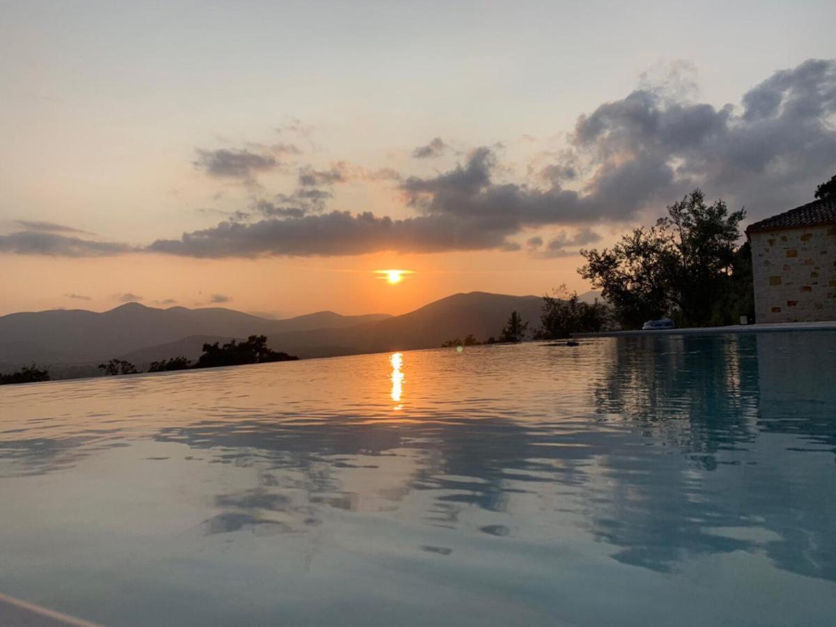 Astrali Stone Villas Парамития Екстериор снимка