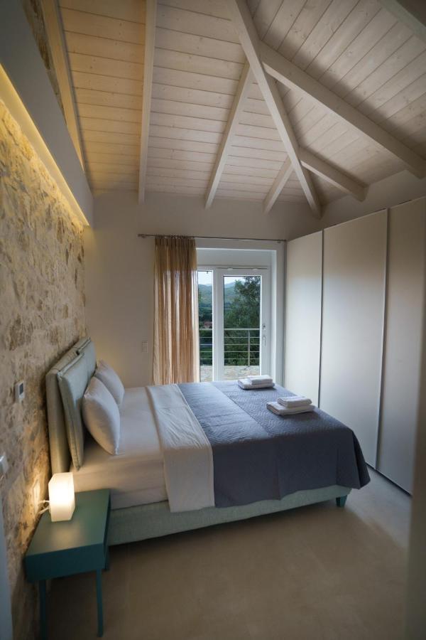 Astrali Stone Villas Парамития Екстериор снимка