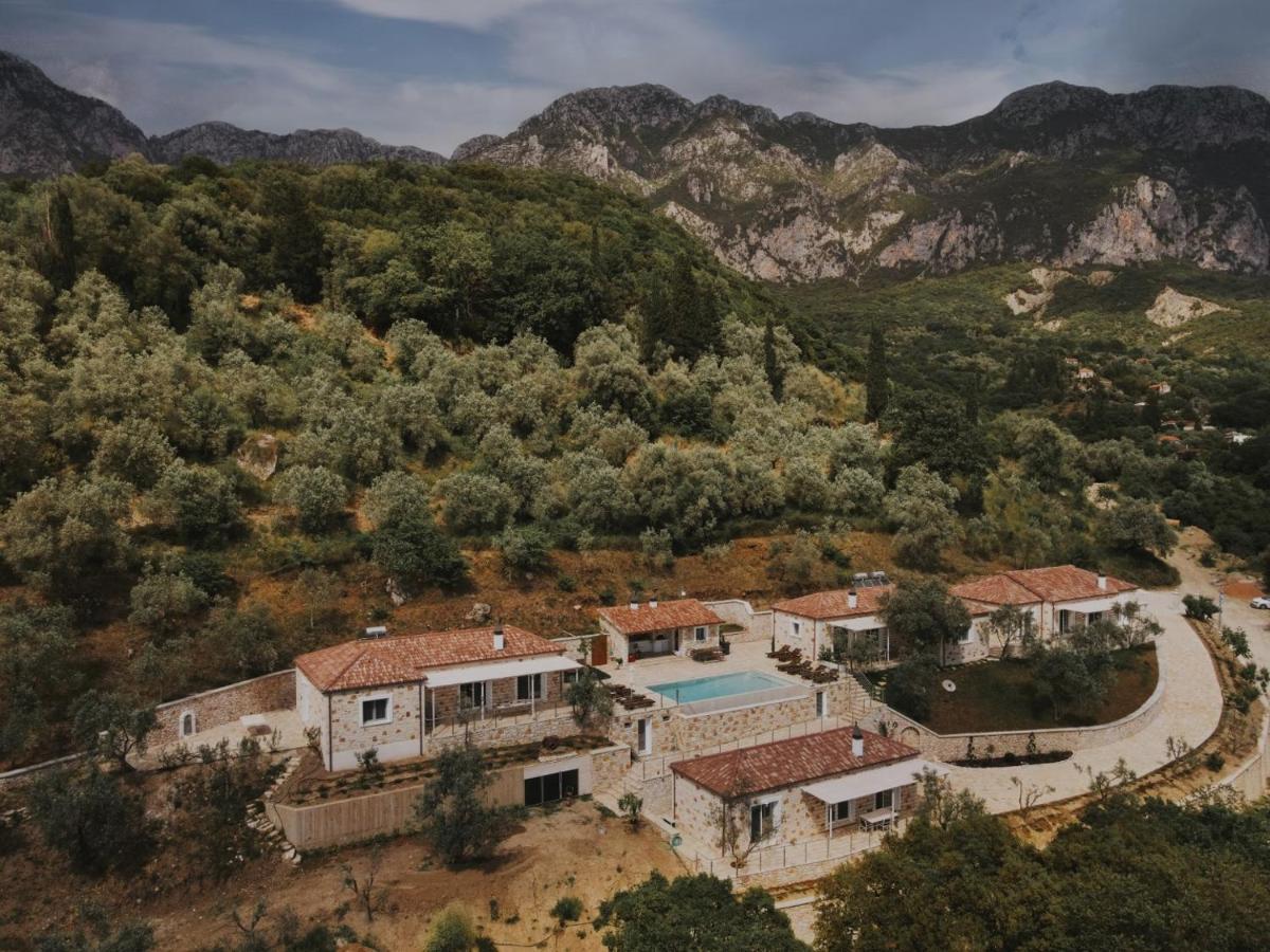 Astrali Stone Villas Парамития Екстериор снимка